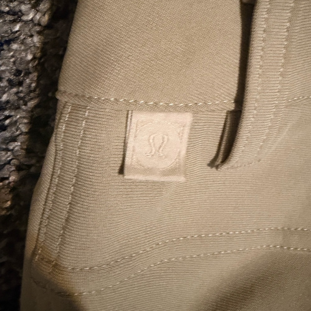 Men  Lululemon - Picture 3 of 4